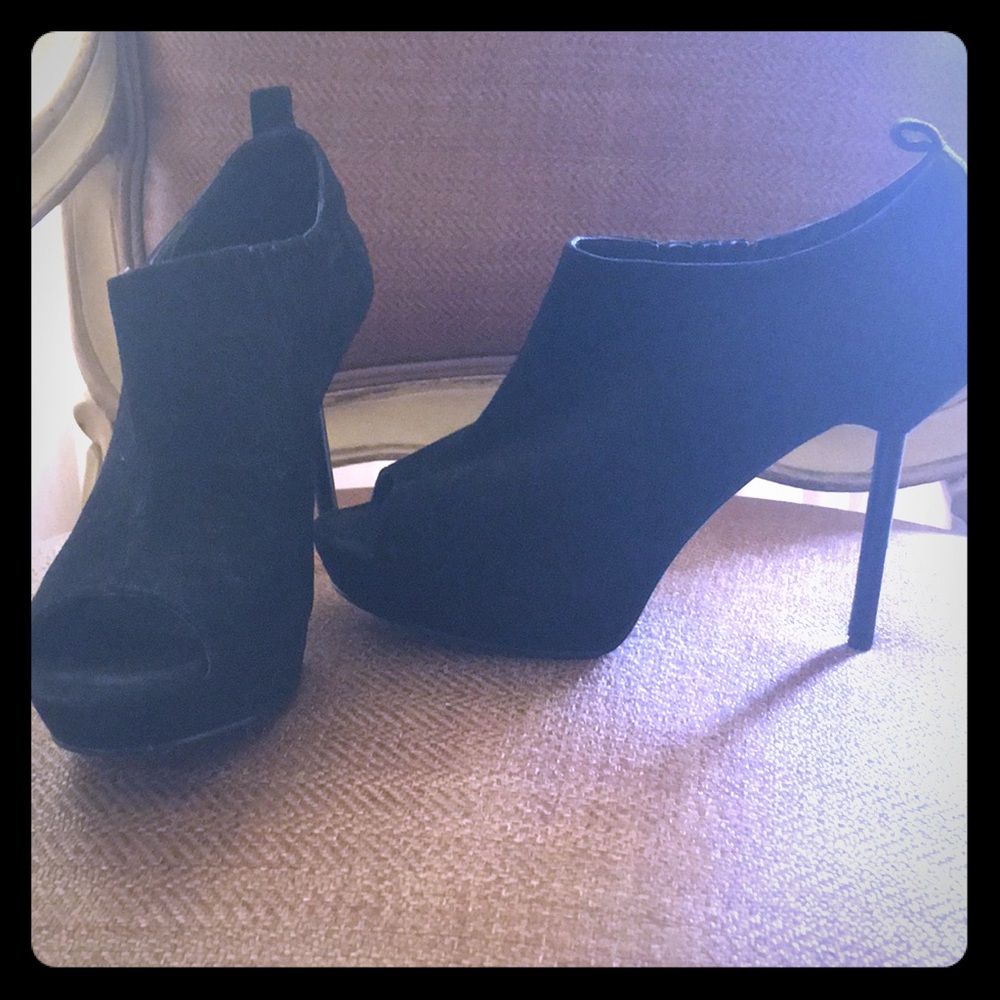 Lola  Crus shoe
